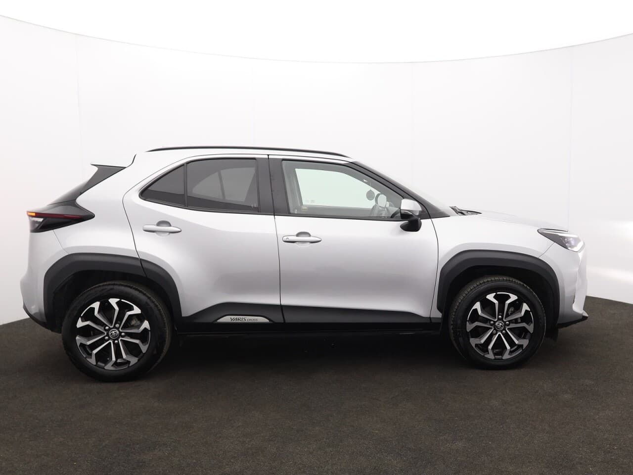 Toyota Yaris Cross 1.5 VVT-h Design — image 11