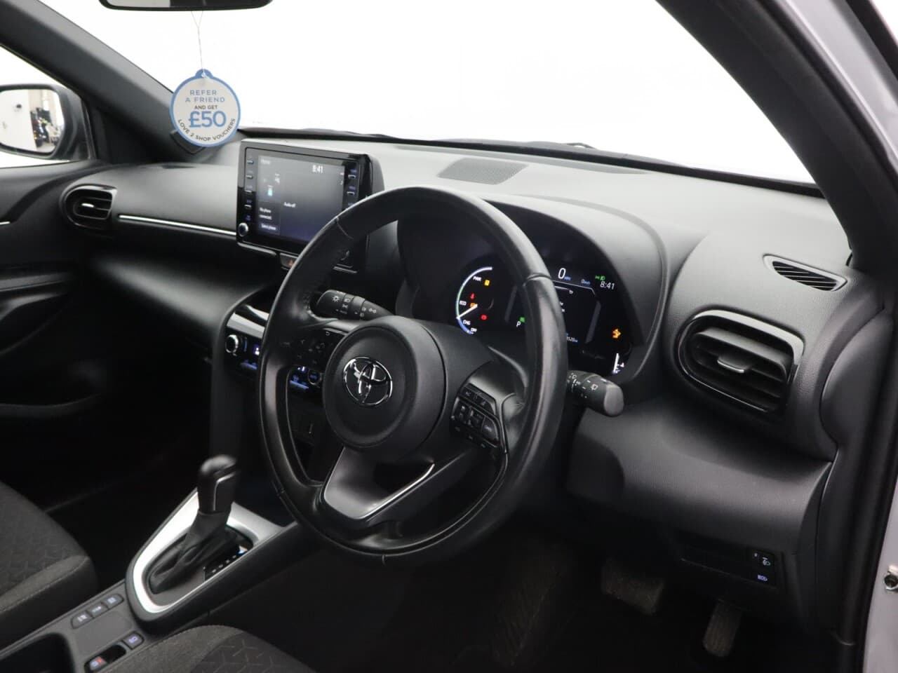 Toyota Yaris Cross 1.5 VVT-h Design — image 12