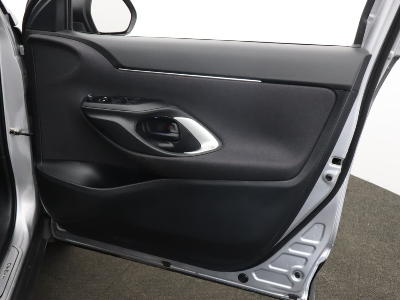Toyota Yaris Cross 1.5 VVT-h Design — image 32