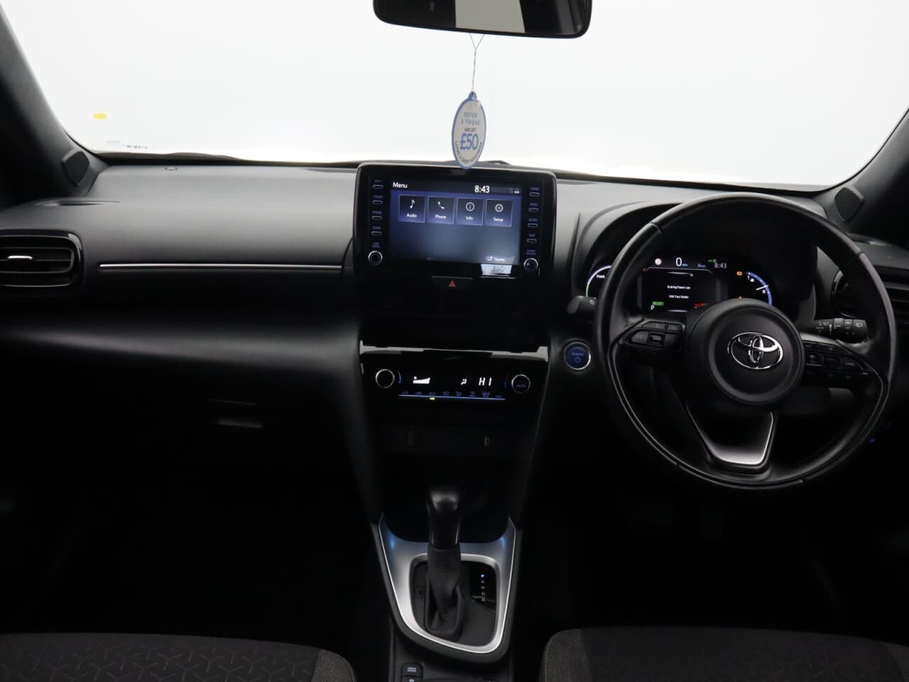 Toyota Yaris Cross 1.5 VVT-h Design — image 38
