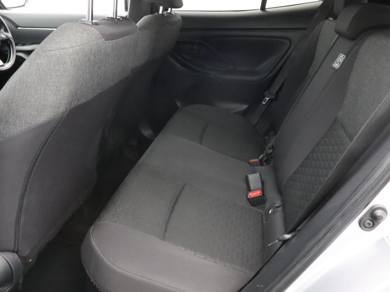 Toyota Yaris Cross 1.5 VVT-h Design — image 39