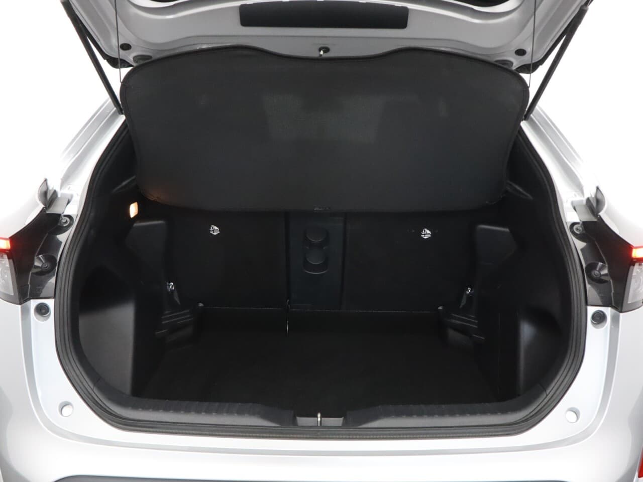 Toyota Yaris Cross 1.5 VVT-h Design — image 44