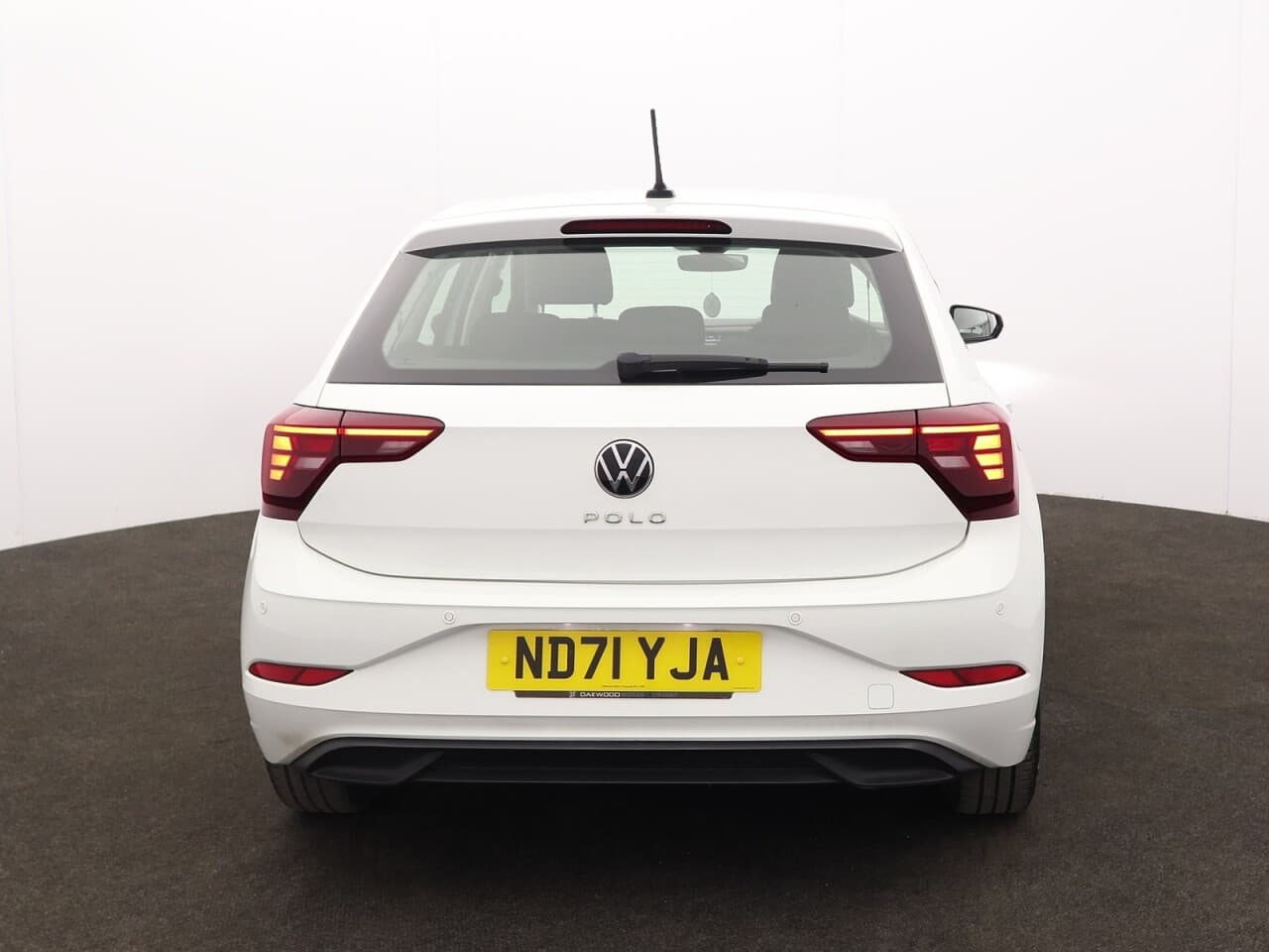Volkswagen Polo 1.0 TSI Life — image 9