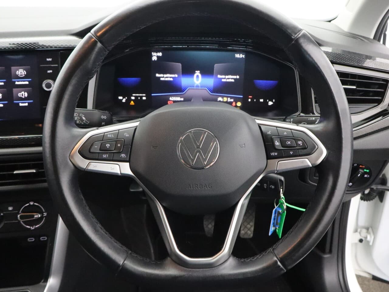 Volkswagen Polo 1.0 TSI Life — image 16