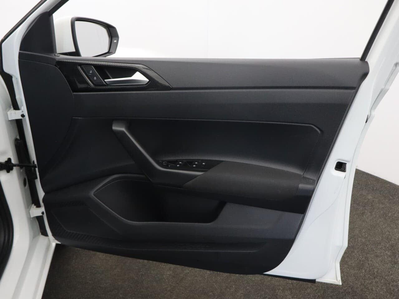 Volkswagen Polo 1.0 TSI Life — image 33