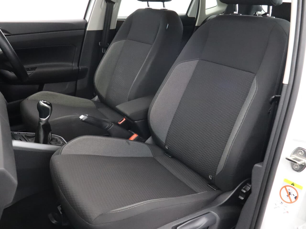 Volkswagen Polo 1.0 TSI Life — image 36