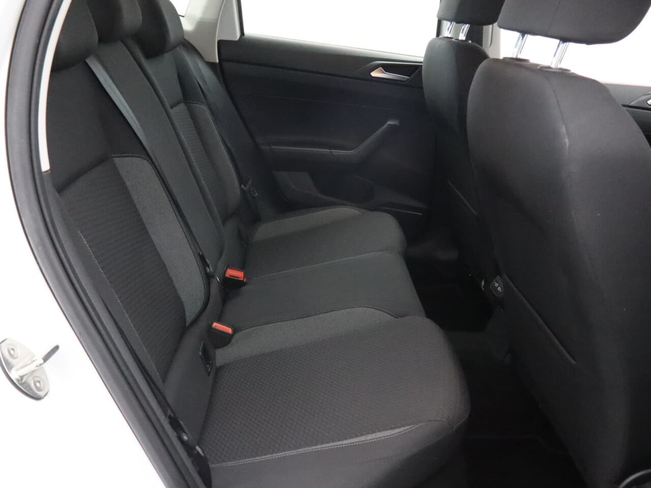 Volkswagen Polo 1.0 TSI Life — image 42