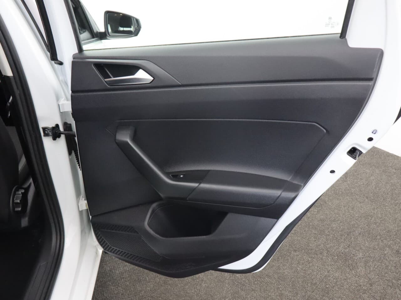 Volkswagen Polo 1.0 TSI Life — image 44