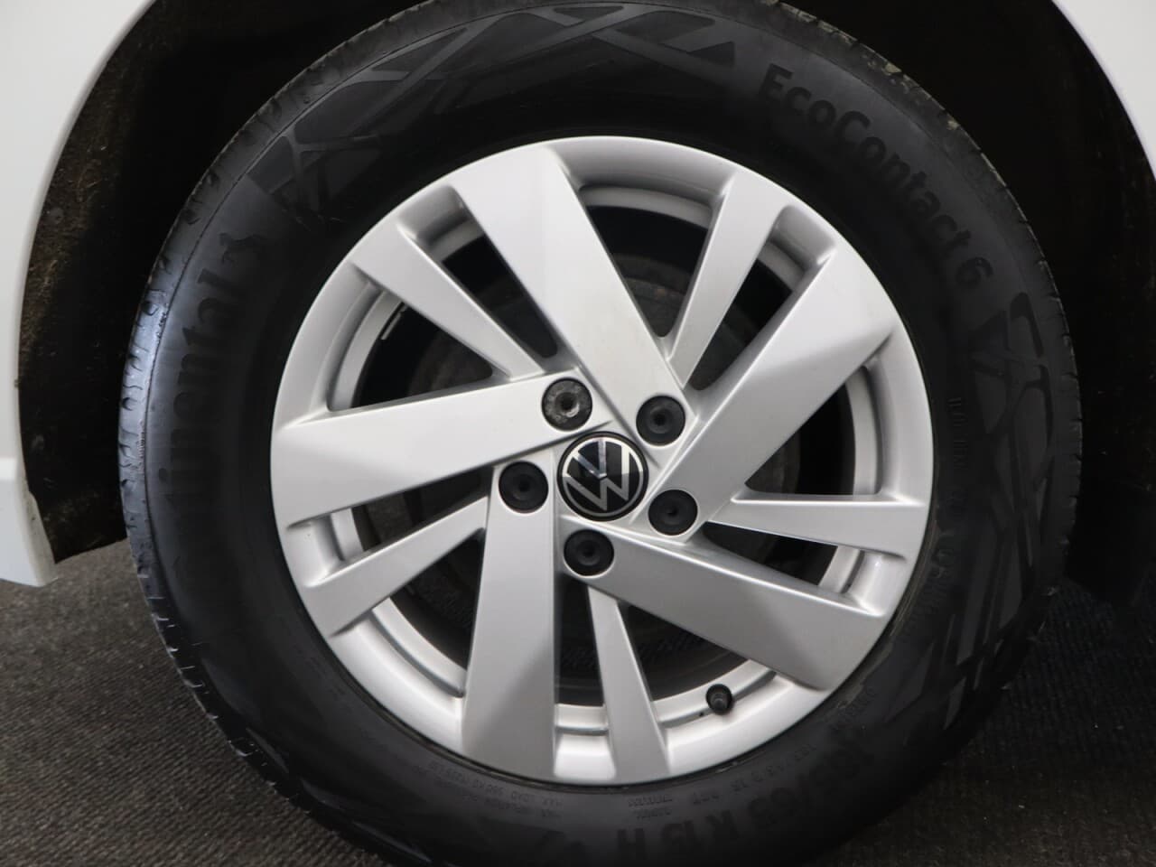 Volkswagen Polo 1.0 TSI Life — image 57