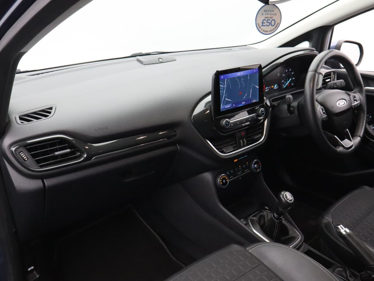 Ford Fiesta 1.0T EcoBoost MHEV Titanium X — image 35