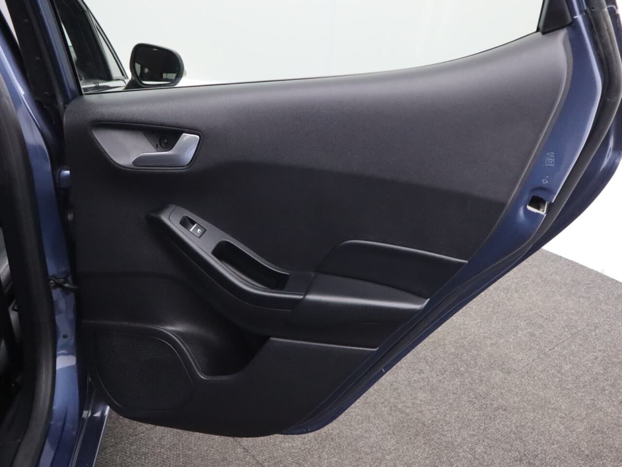 Ford Fiesta 1.0T EcoBoost MHEV Titanium X — image 45