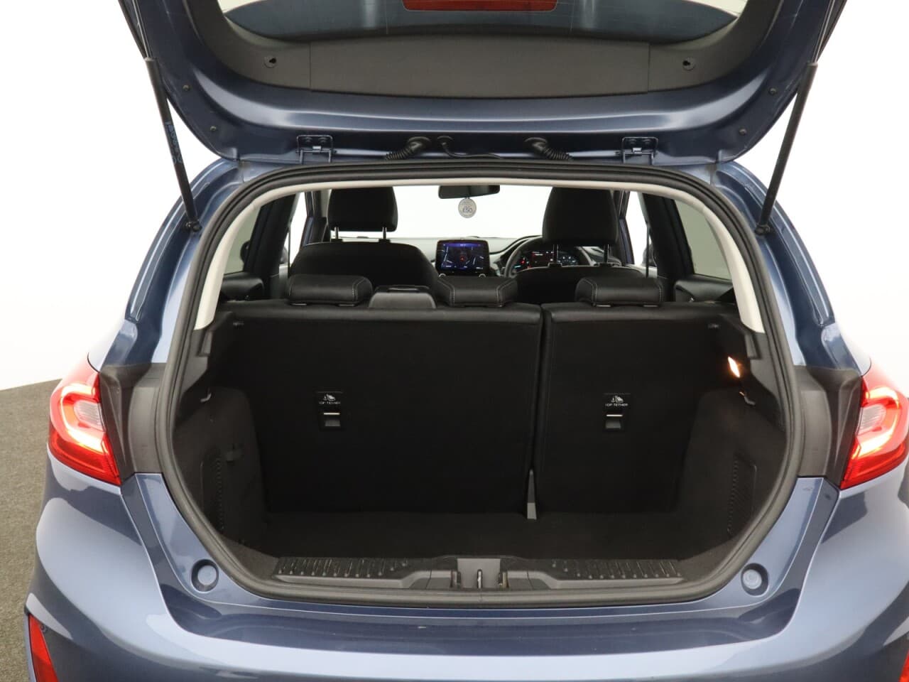 Ford Fiesta 1.0T EcoBoost MHEV Titanium X — image 46
