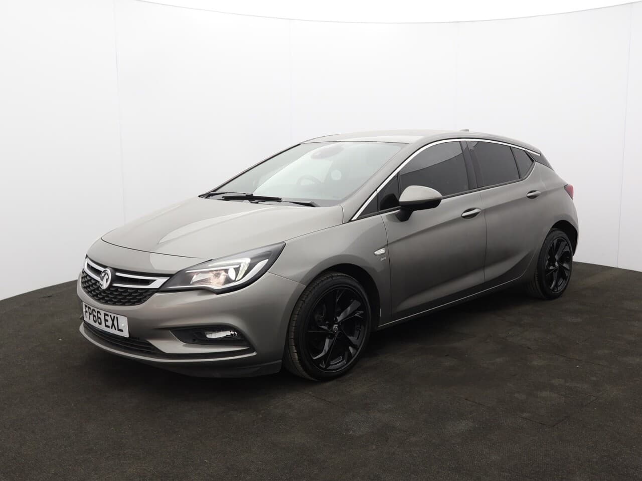 Vauxhall Astra 1.6 CDTi ecoFLEX SRi Nav — image 5