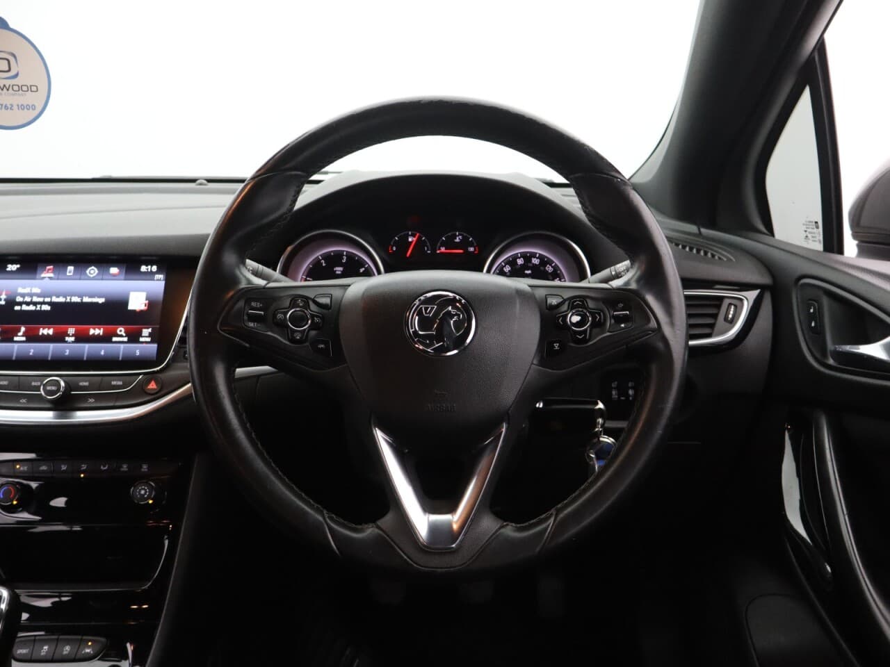 Vauxhall Astra 1.6 CDTi ecoFLEX SRi Nav — image 16
