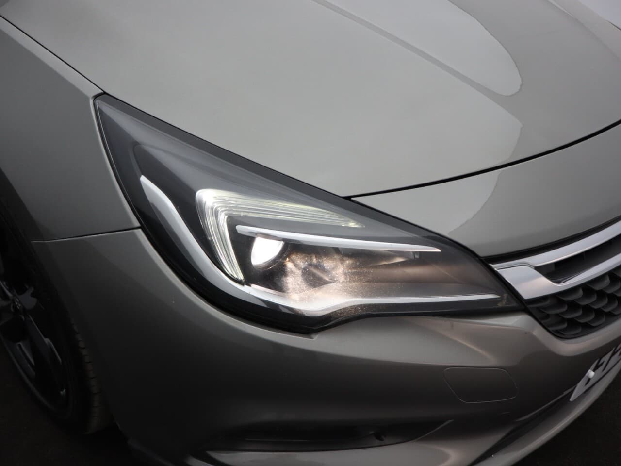 Vauxhall Astra 1.6 CDTi ecoFLEX SRi Nav — image 51