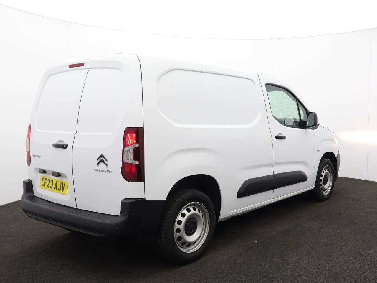 Citroen Berlingo 1.5 BlueHDi 1000 Enterprise Edition M — image 11