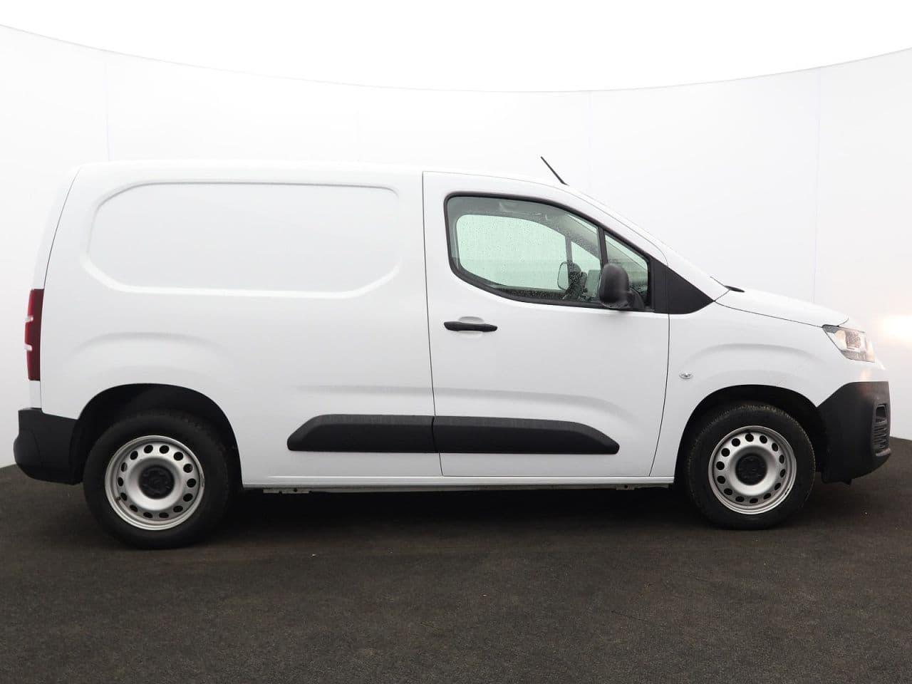 Citroen Berlingo 1.5 BlueHDi 1000 Enterprise Edition M — image 12