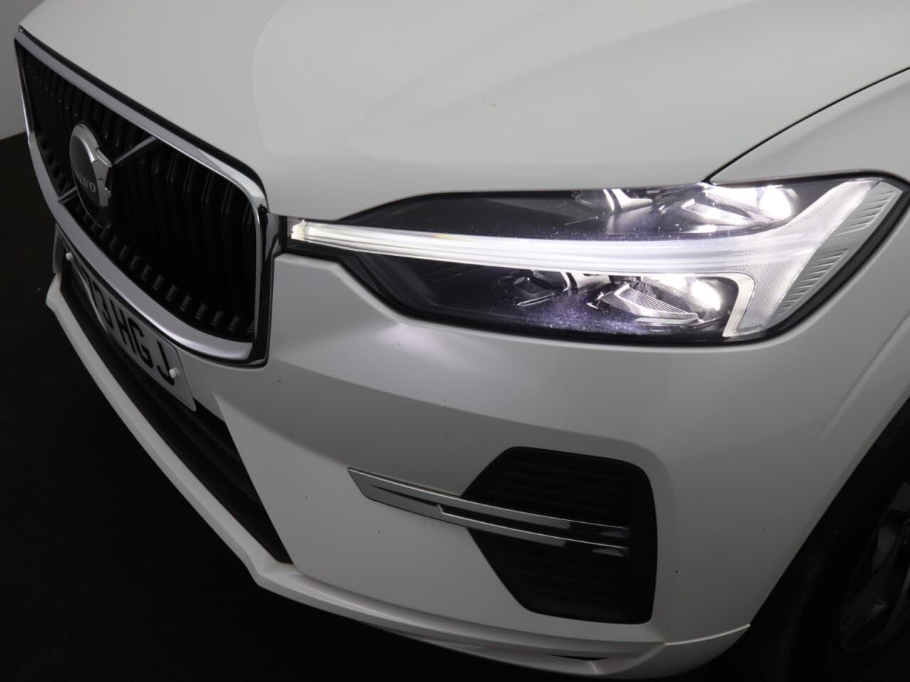 Volvo XC60 2.0 B5 MHEV Core — image 49