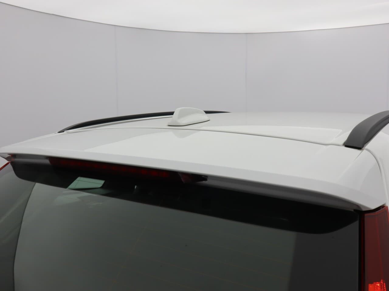 Volvo XC60 2.0 B5 MHEV Core — image 56