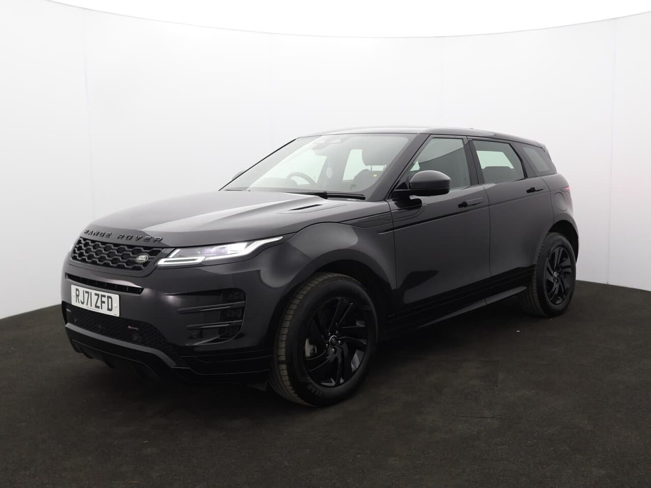 Land Rover Range Rover Evoque 1.5 P300e 12.2kWh R-Dynamic SE — image 5