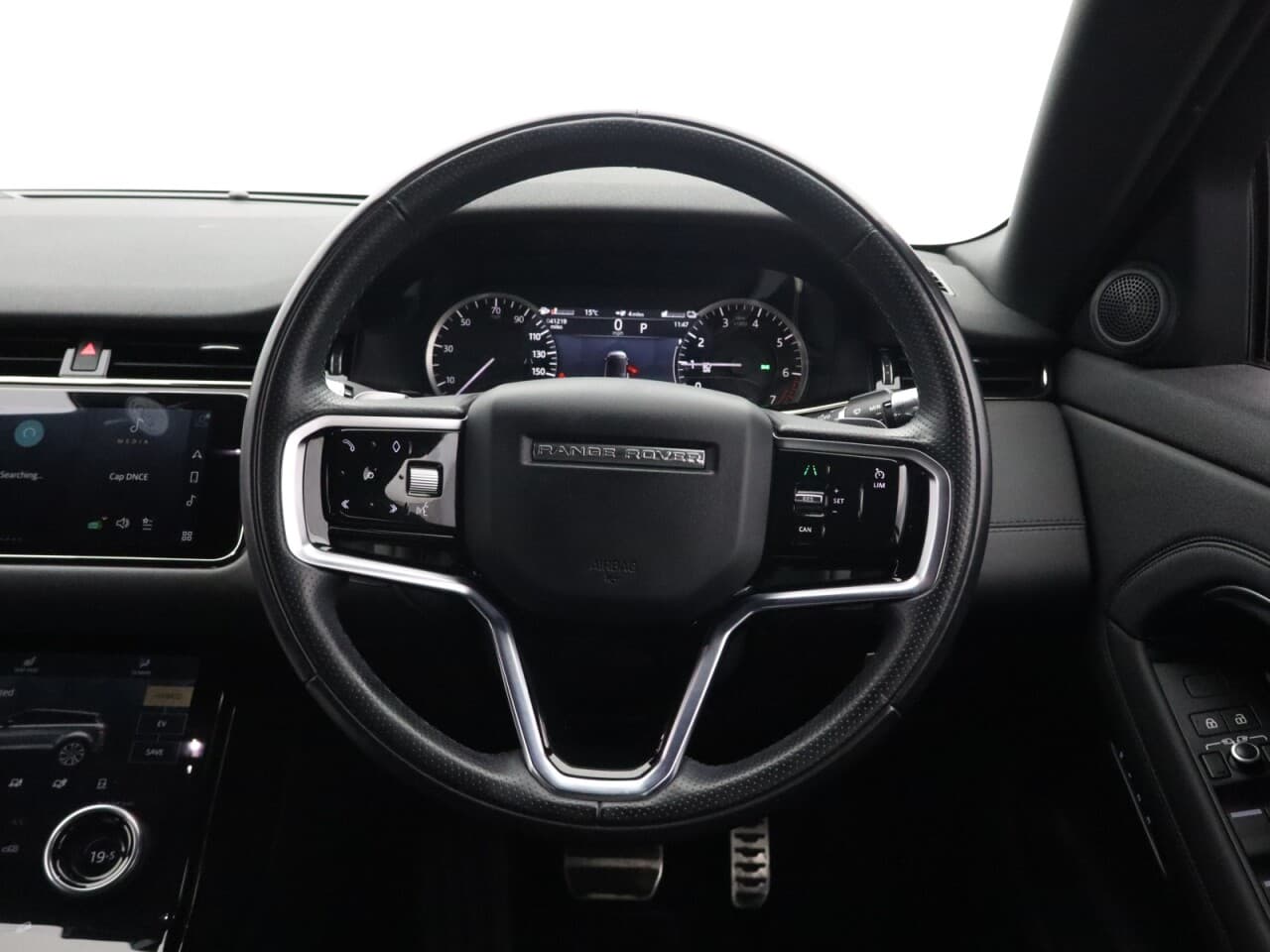 Land Rover Range Rover Evoque 1.5 P300e 12.2kWh R-Dynamic SE — image 14