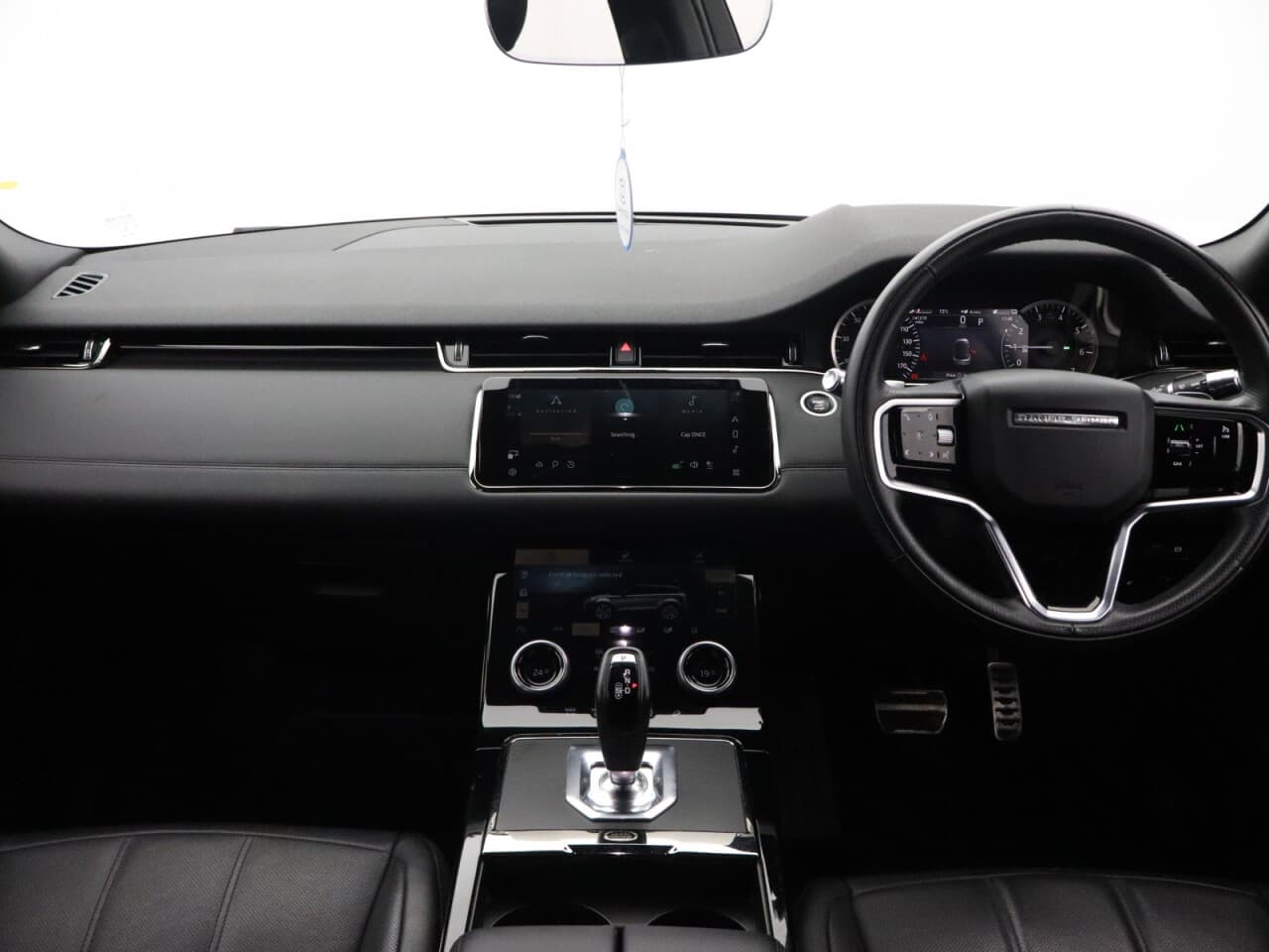 Land Rover Range Rover Evoque 1.5 P300e 12.2kWh R-Dynamic SE — image 12