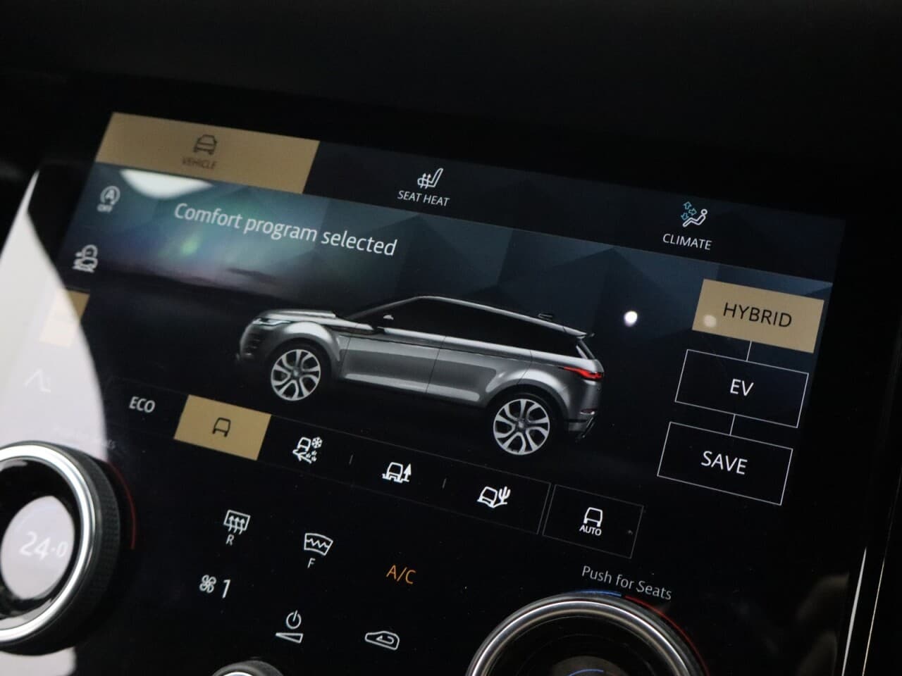 Land Rover Range Rover Evoque 1.5 P300e 12.2kWh R-Dynamic SE — image 34