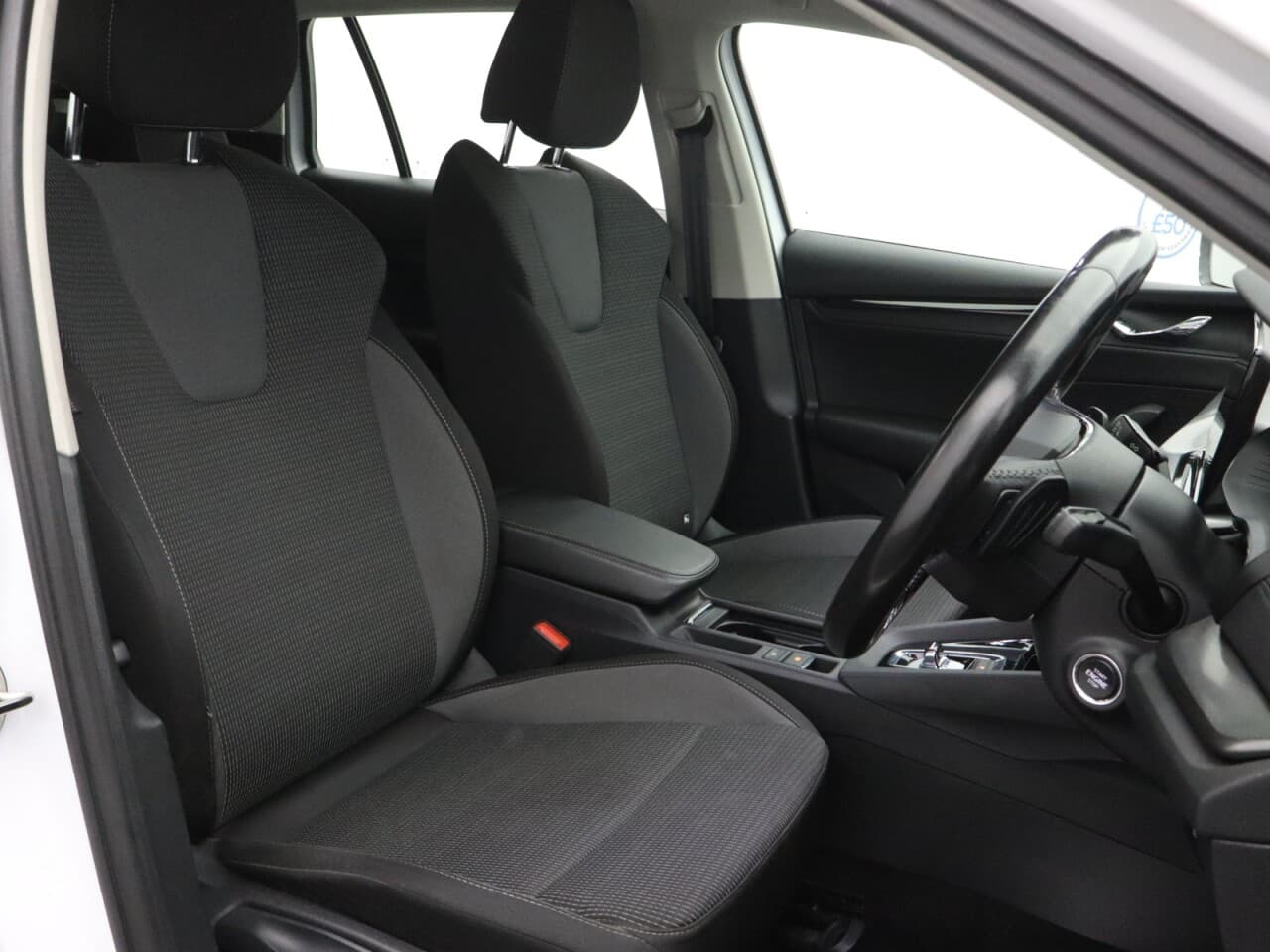 Skoda Octavia 1.4 TSI iV 13kWh SE Technology — image 15