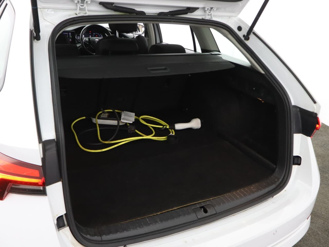 Skoda Octavia 1.4 TSI iV 13kWh SE Technology — image 50