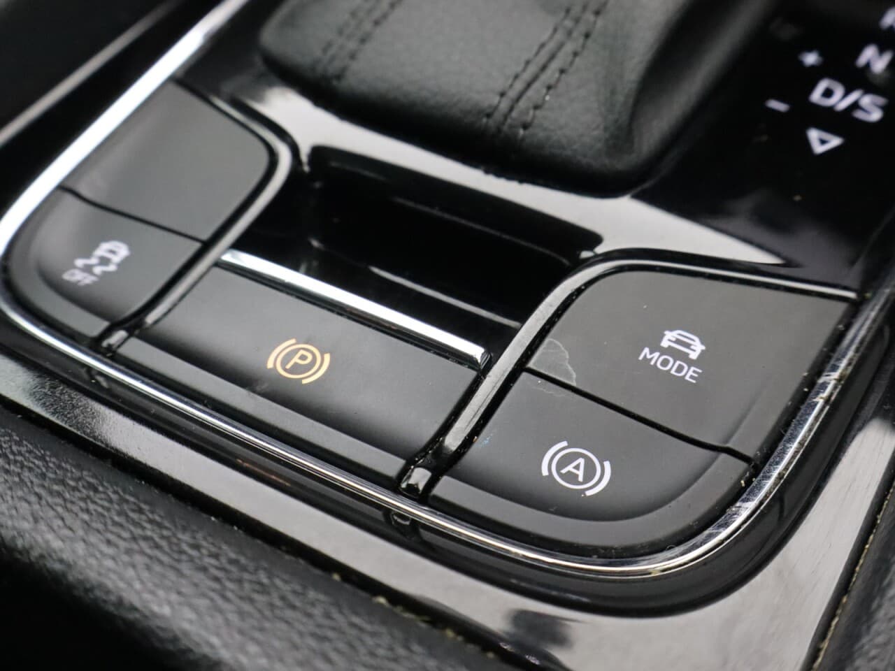 Skoda Karoq 1.5 TSI ACT SE L — image 21