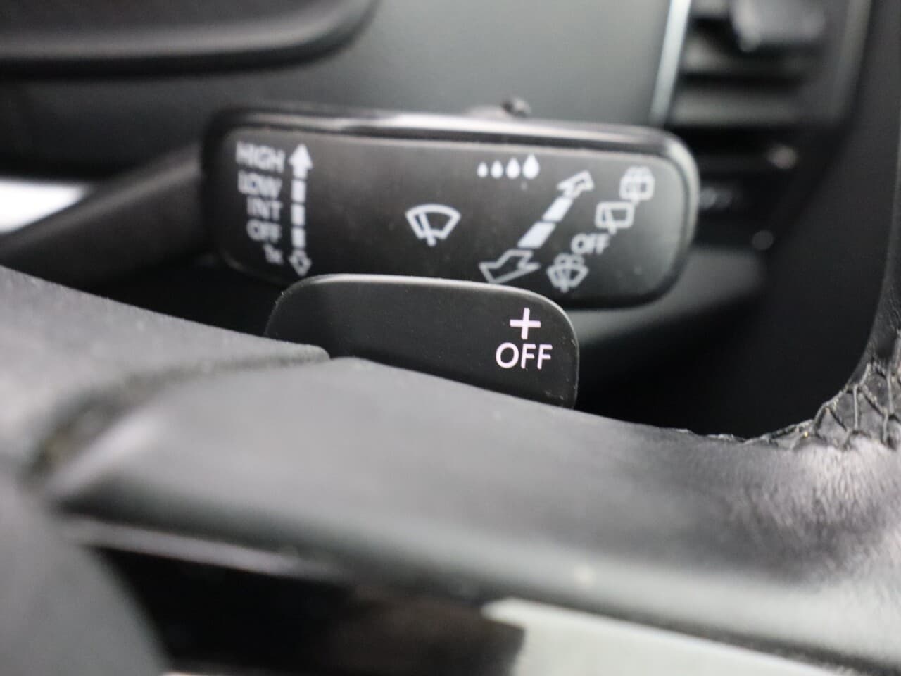 Skoda Karoq 1.5 TSI ACT SE L — image 29
