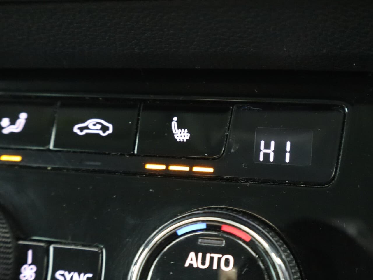 Skoda Karoq 1.5 TSI ACT SE L — image 34