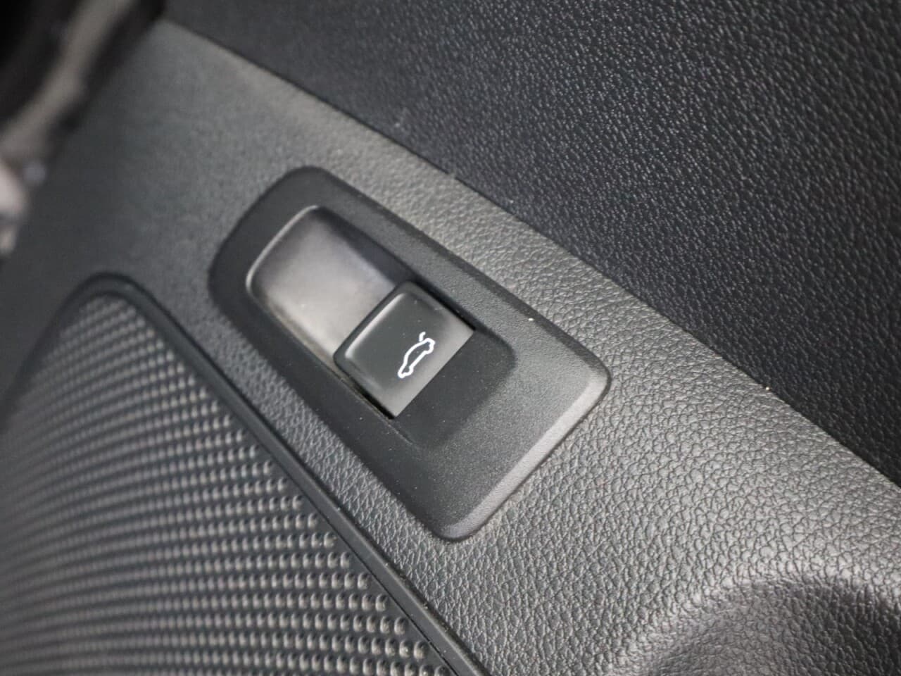 Skoda Karoq 1.5 TSI ACT SE L — image 58
