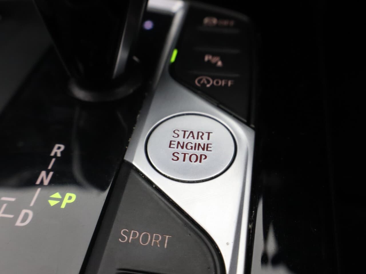 BMW 1 Series 1.5 118i M Sport — image 27