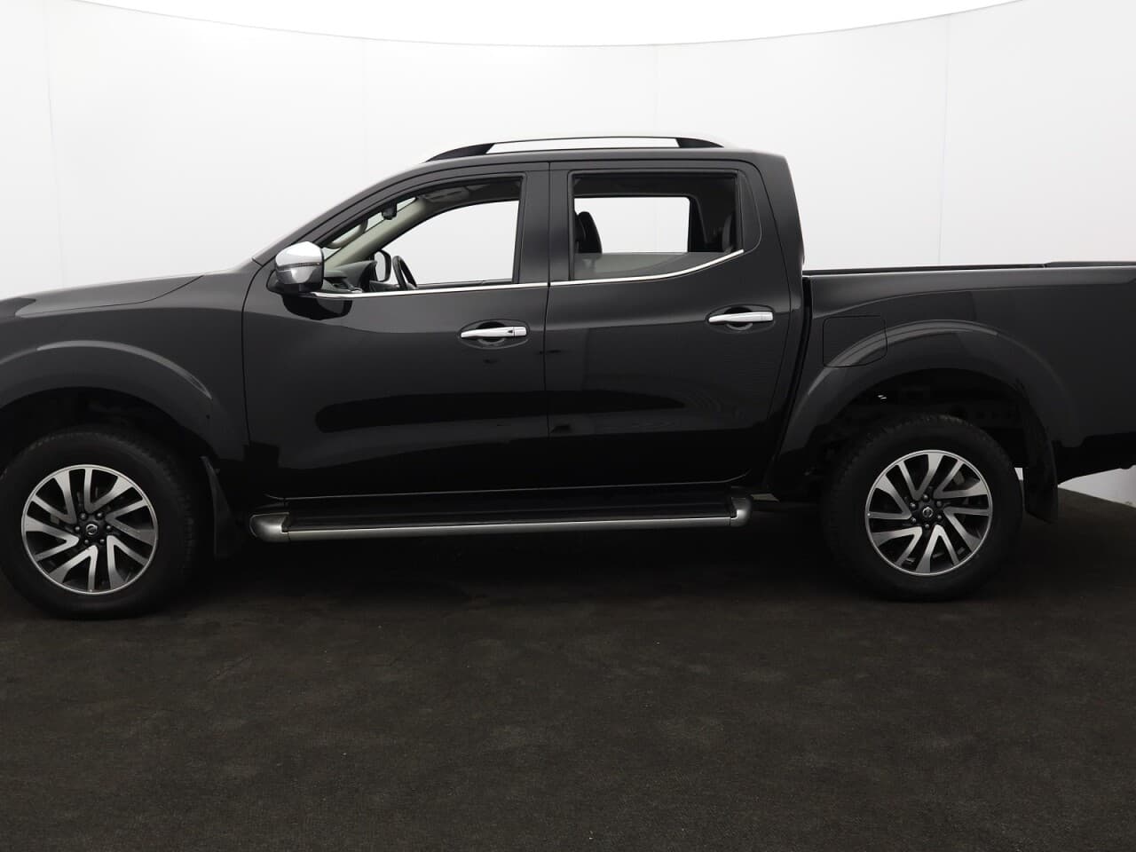Nissan Navara 2.3 dCi Tekna — image 6