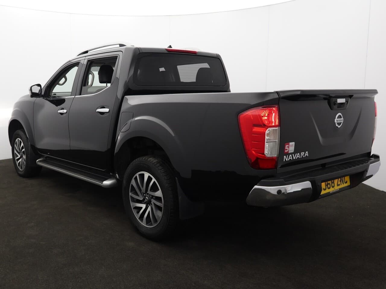Nissan Navara 2.3 dCi Tekna — image 8