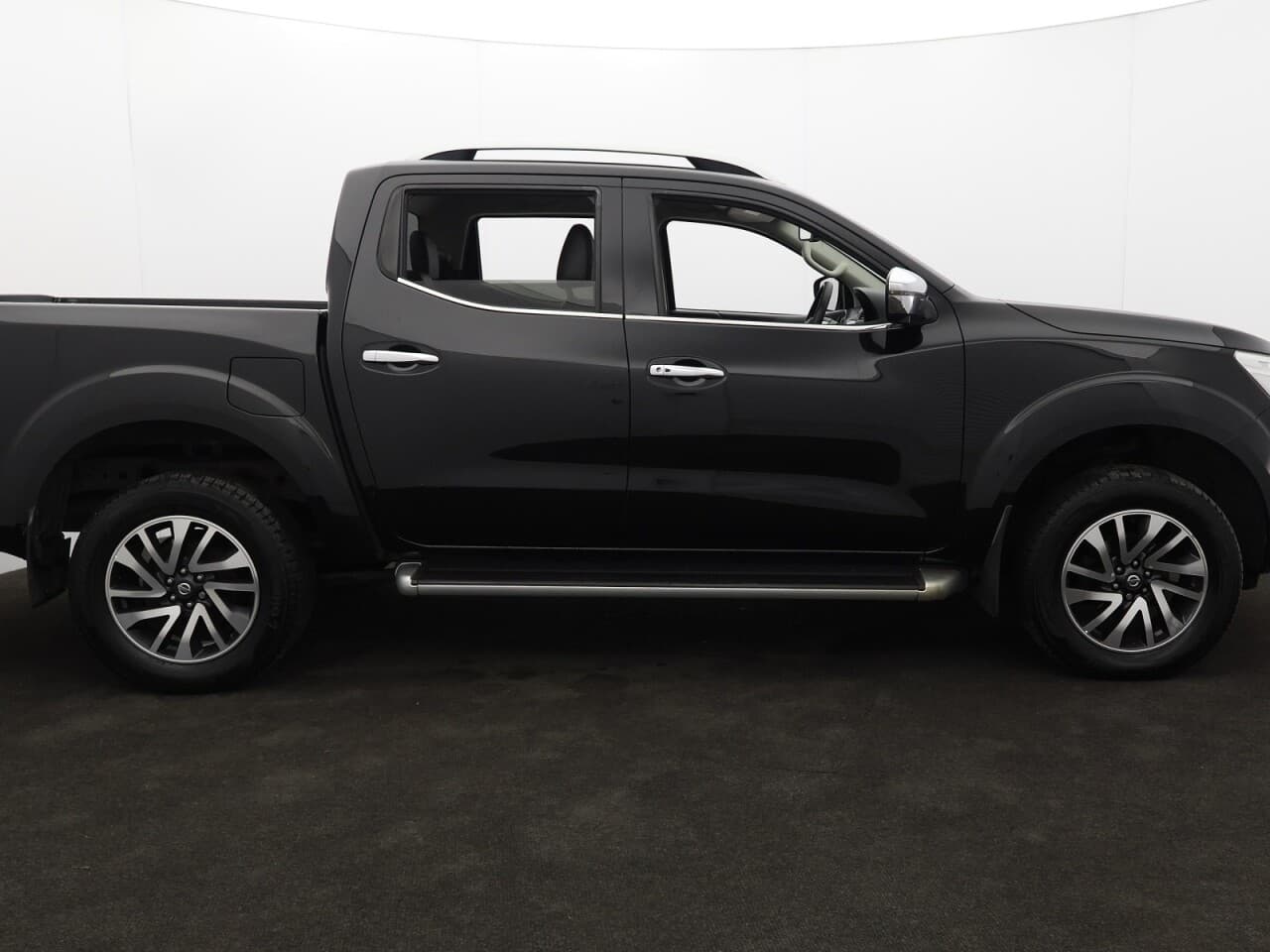 Nissan Navara 2.3 dCi Tekna — image 11