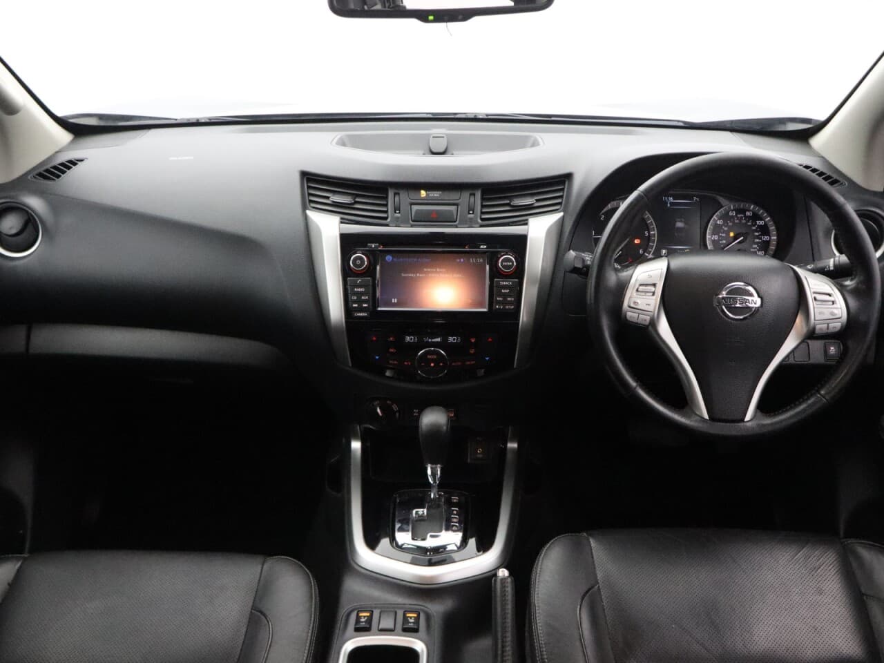 Nissan Navara 2.3 dCi Tekna — image 12