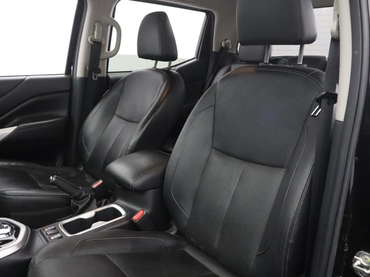 Nissan Navara 2.3 dCi Tekna — image 41