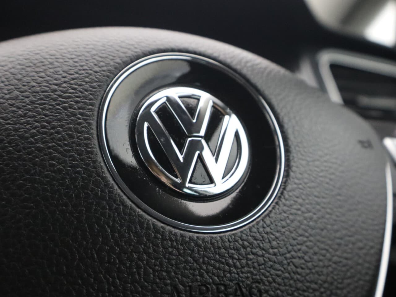 Volkswagen Golf 1.6 TDI Match — image 20