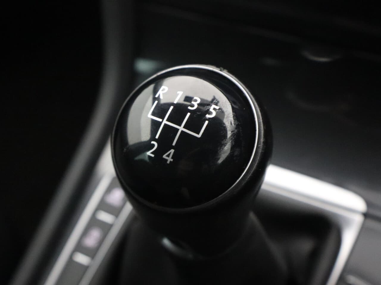 Volkswagen Golf 1.6 TDI Match — image 27
