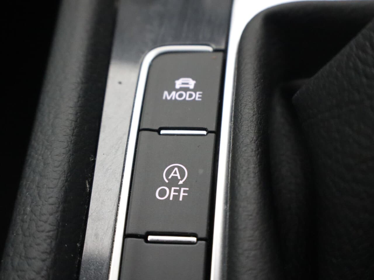 Volkswagen Golf 1.6 TDI Match — image 28