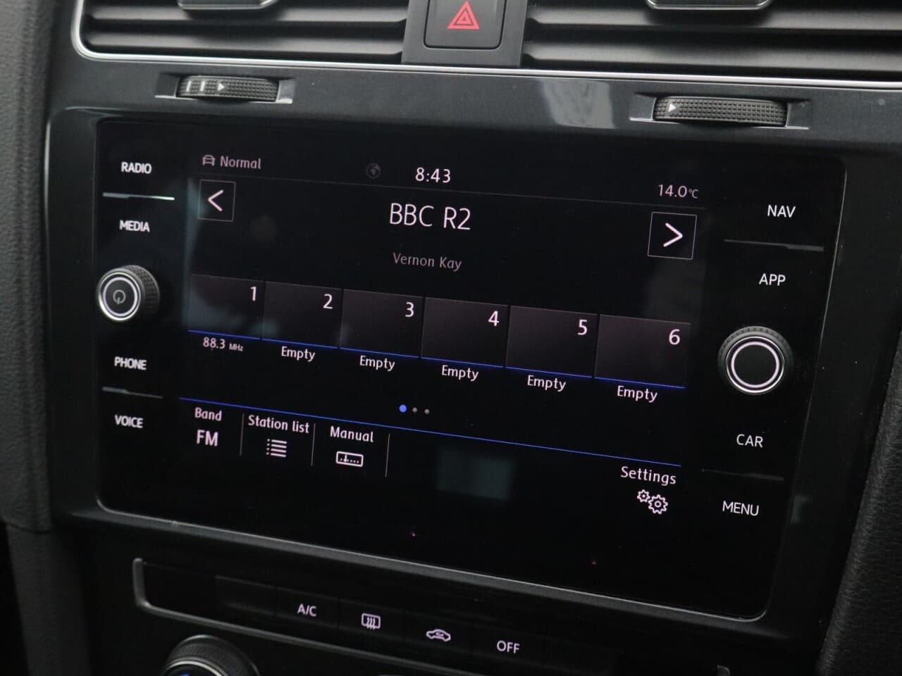 Volkswagen Golf 1.6 TDI Match — image 37