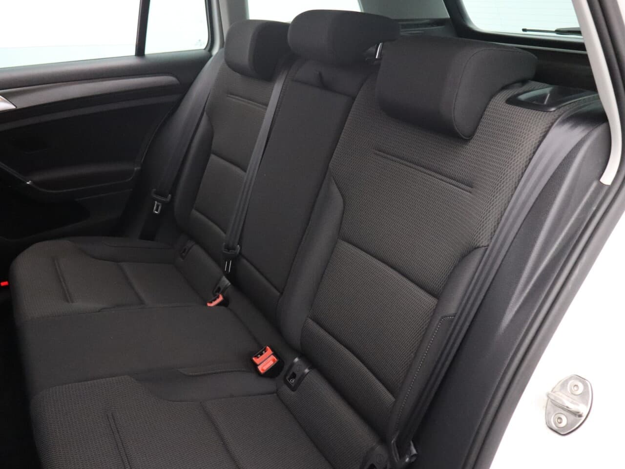 Volkswagen Golf 1.6 TDI Match — image 48
