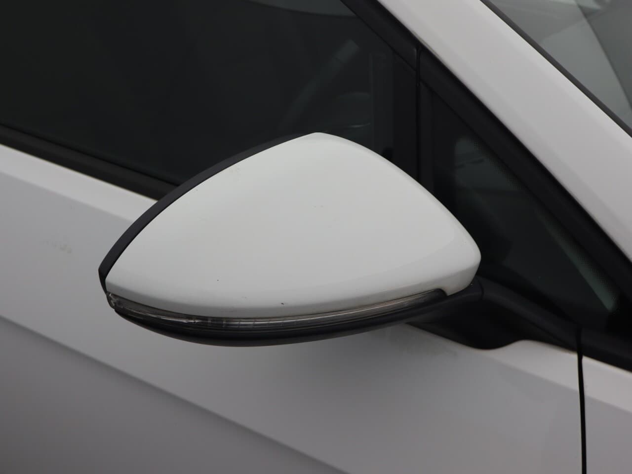 Volkswagen Golf 1.6 TDI Match — image 59