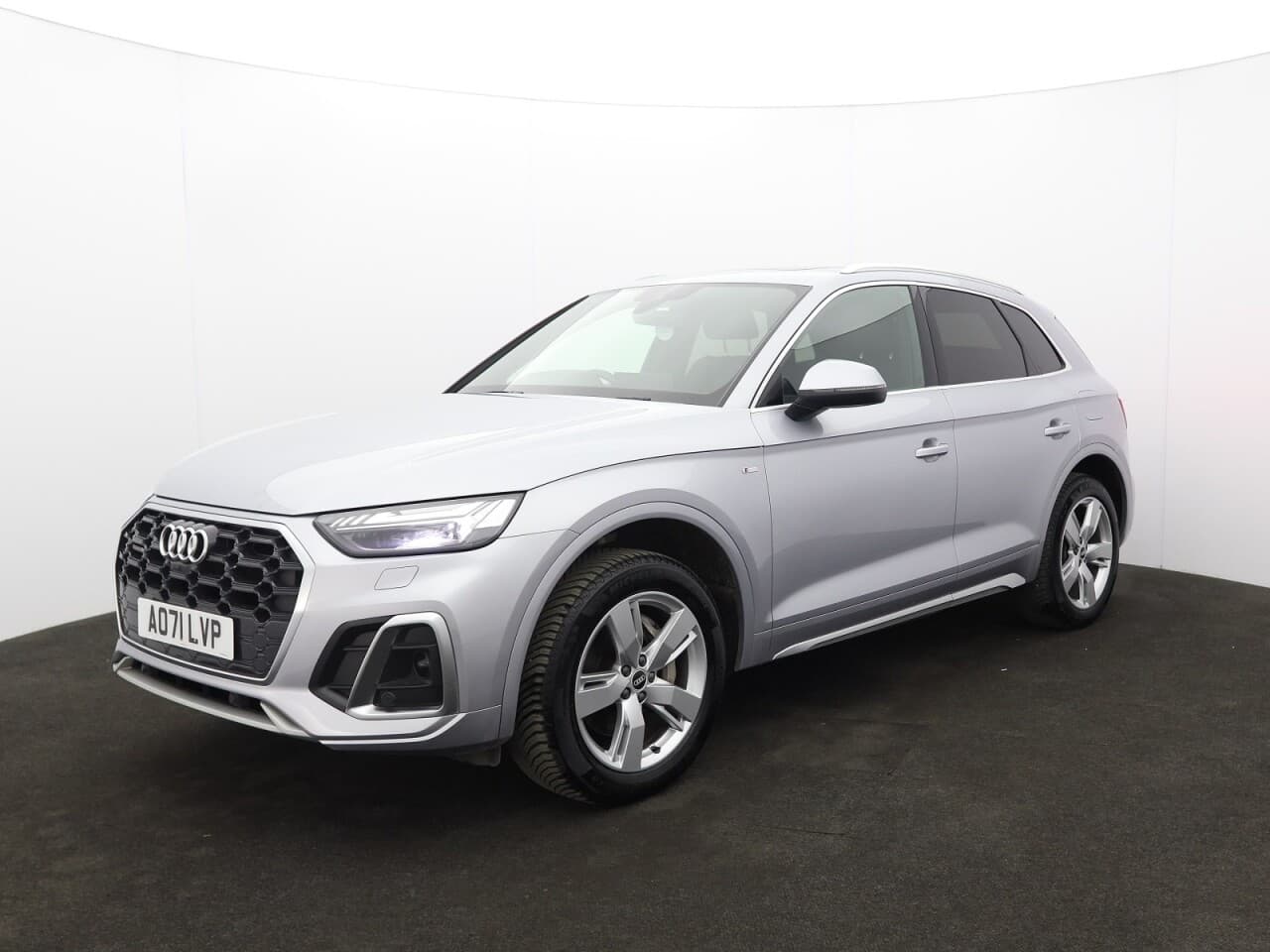 Audi Q5 2.0 TFSIe 50 S line — image 5