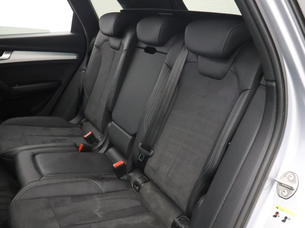 Audi Q5 2.0 TFSIe 50 S line — image 50