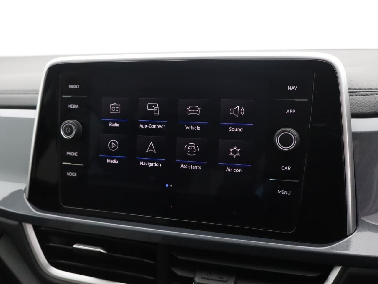 Volkswagen T-Roc 1.5 TSI Style — image 24