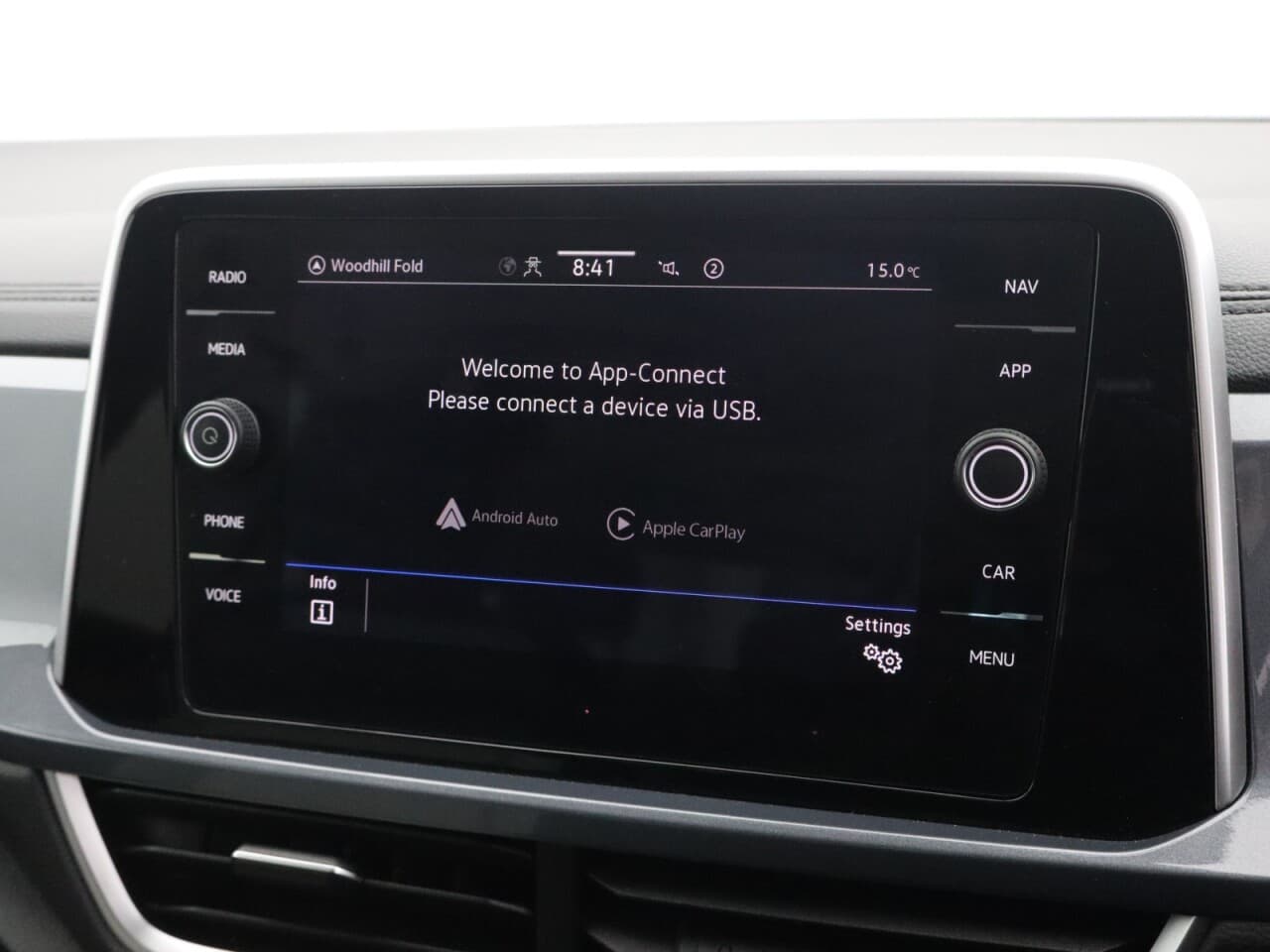 Volkswagen T-Roc 1.5 TSI Style — image 37