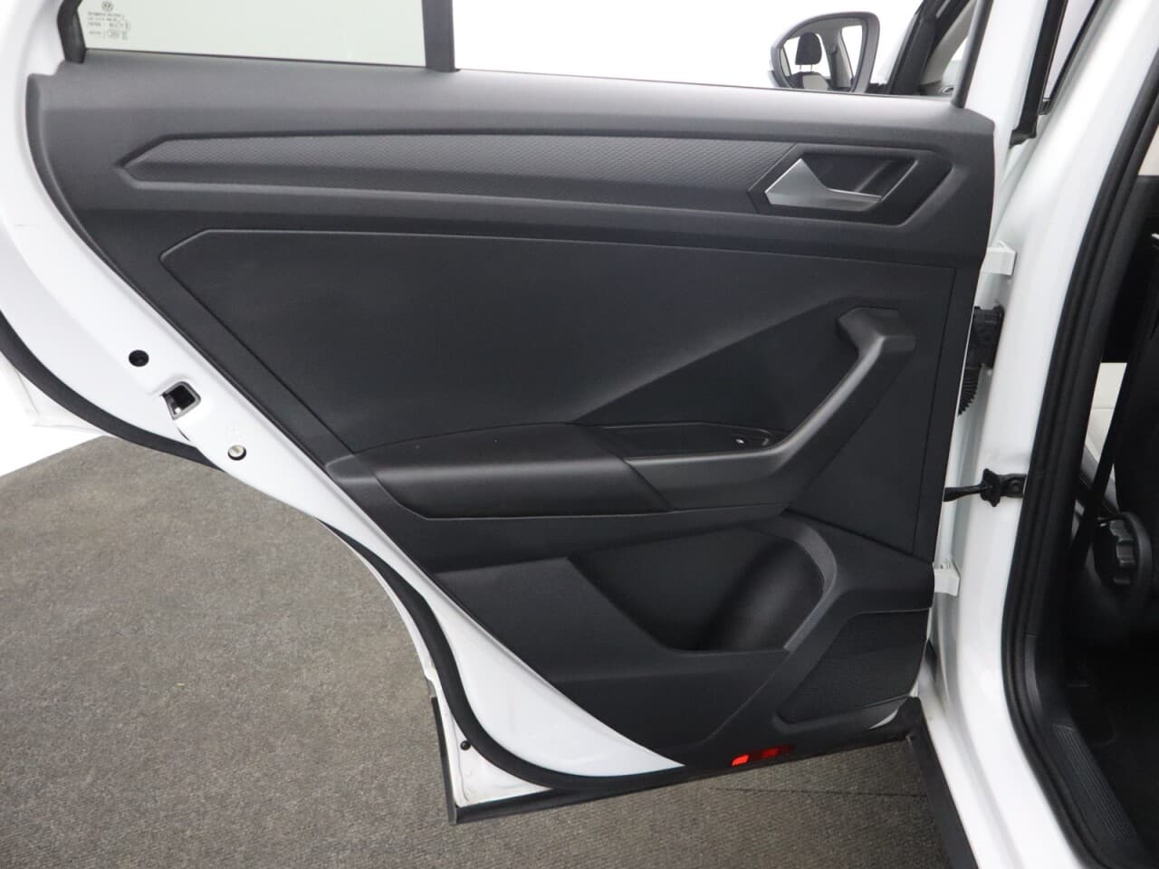 Volkswagen T-Roc 1.5 TSI Style — image 56